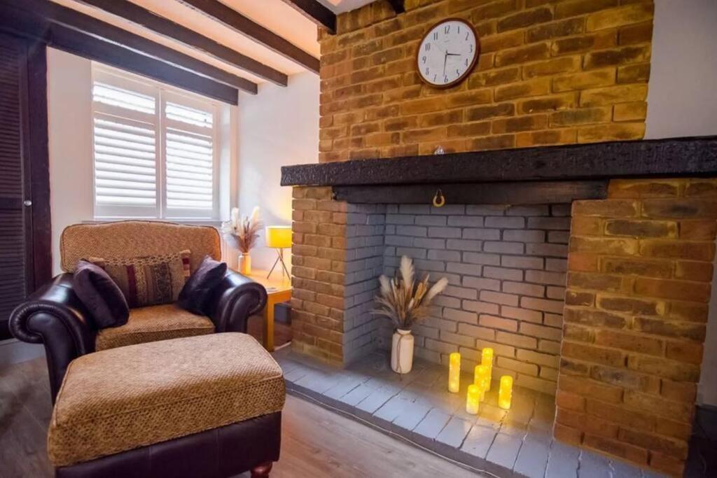 Staines-upon-Thames A Bright And Spacious Gem מראה חיצוני תמונה