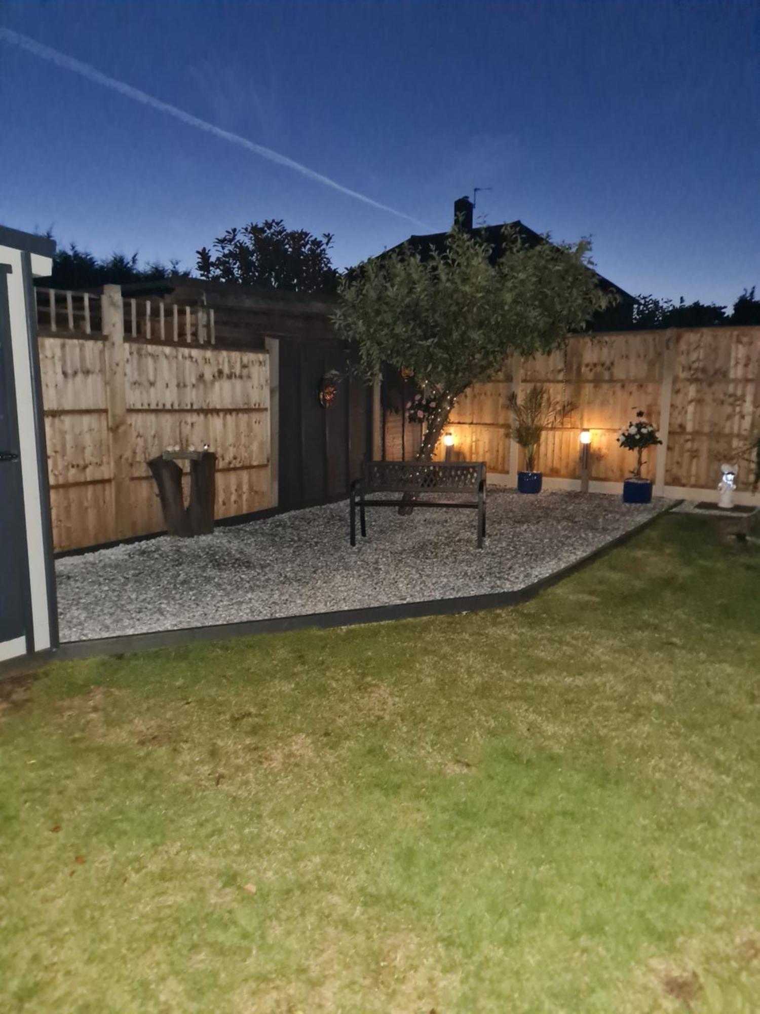 Staines-upon-Thames A Bright And Spacious Gem מראה חיצוני תמונה